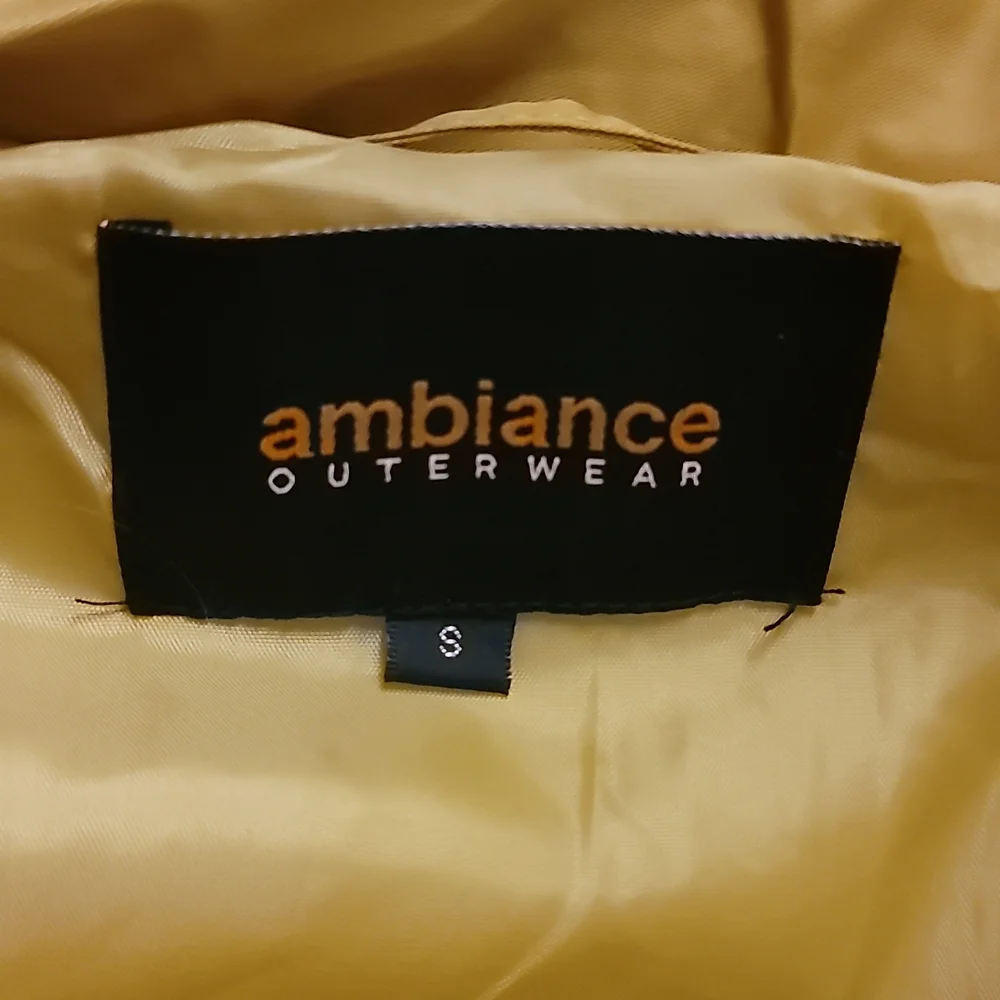 Women's mustard full zip hood jackets Size Medium/Small - Picture 8 of 8